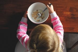 Read more about the article הילד בררן ולא אוכל? 9 מוצרים בריאים בסופר שיעשירו את תזונת ילדכם